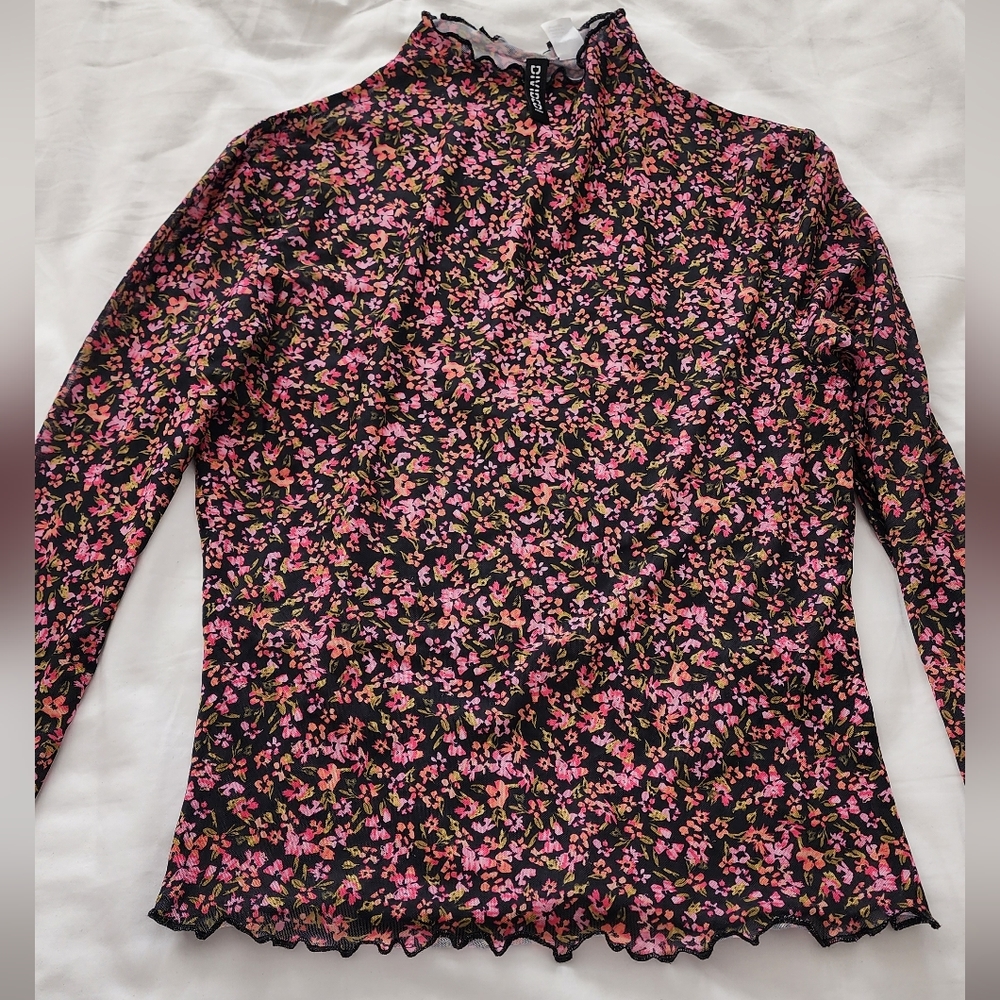 Multicolor top